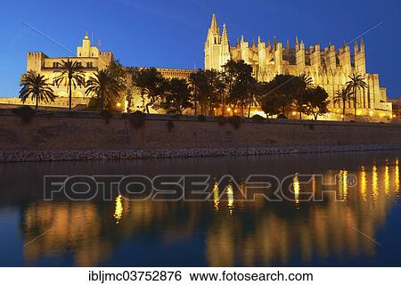 "Palma Cathedral at dusk, Palma de Mallorca, Majorca, Balearic Islands, Spain, Europe" View Large Photo Image Stock Photograph - "Palma Cathedral at dusk, Palma de Mallorca, Majorca, Balearic Islands, Spain, Europe". Fotosearch