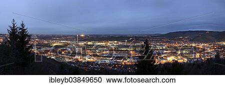 Stock Image - "Panoramic view from Waldebene Ost onto Stuttgart-Wangen, Bad Cannstatt, Unterturkheim, Luginsland, Stuttgart-Rotenberg, Stuttgart, Baden-Wurttemberg, Germany, Europe". Fotosearch