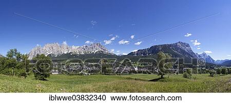 "Panoramic view of the Pomagagnon Massif, Cortina d'Ampezzo, Province of Belluno, Veneto, Italy, Europe" View Large Photo Image Stock Image - "Panoramic view of the Pomagagnon Massif, Cortina d'Ampezzo, Province of Belluno, Veneto, Italy, Europe". Fotosearch