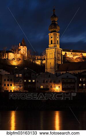 Stock Image - "Parish Church of St. Jakob at night, Burghausen, Upper Bavaria, Bavaria, Germany, Europe". Fotosearch