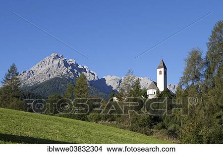 Picture - "Parish Church of St. Magdalena, Vierschach, Puster Valley, Sexten Dolomites, South Tyrol, Italy, Europe". Fotosearch