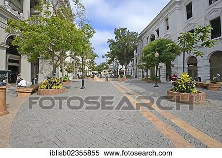 "Pedestrian zone in the old town of Guayaquil, Ecuador, South America" View Large Photo Image Stock Photography - "Pedestrian zone in the old town of Guayaquil, Ecuador, South America". Fotosearch