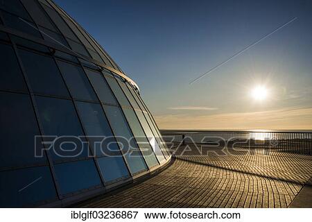 Stock Photo - "Perlan, hot water storage tank, Perlan, Reykjavik, Hofuoborgarsvaeoio, Iceland, Europe". Fotosearch