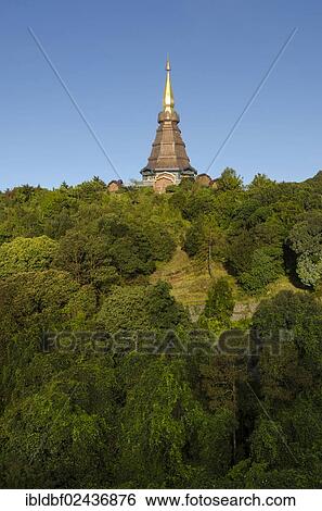 Stock Photograph - "Phra Mahathat Naphamethinidon temple complex, Chedi of the King, Doi Inthanon National Park, Chiang Mai Province, Northern Thailand, Thailand, Asia". Fotosearch