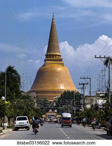 Stock Image - "Phra Pathom Chedi, 127 m, the tallest Buddhist building worldwide, Nakhon Pathom, Nakhon Pathom Province, Thailand, Asia". Fotosearch
