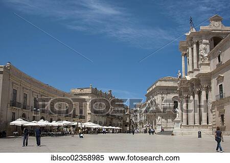 "Piazza Duomo, Cathedral Square, Siracusa, Syracuse, Ortigia, Ortygia Island, Sicily, Italy, Europe" View Large Photo Image Stock Photography - "Piazza Duomo, Cathedral Square, Siracusa, Syracuse, Ortigia, Ortygia Island, Sicily, Italy, Europe". Fotosearch