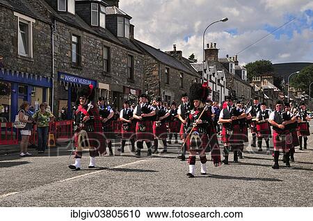"Pipe major leading a pipe band marching in unison through the town, Dufftown, Moray, Highlands, Scotland, United Kingdom, Europe" View Large Photo Image Stock Image - "Pipe major leading a pipe band marching in unison through the town, Dufftown, Moray, Highlands, Scotland, United Kingdom, Europe". Fotosearch