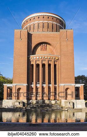 Planetarium Building In Hamburg Stadtpark Hamburg Germany