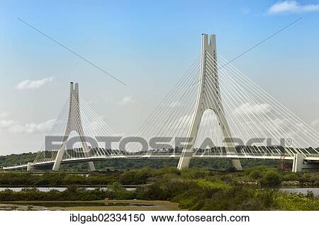 "Ponte Nova de Portimao, suspended bridge, Algarve, Portugal, Europe" View Large Photo Image Stock Image - "Ponte Nova de Portimao, suspended bridge, Algarve, Portugal, Europe". Fotosearch