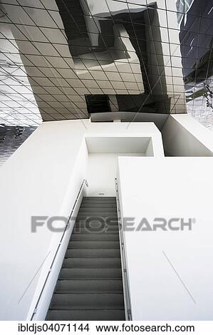 Picture - "Porsche Museum, designed by architect Delugan Meissl, Stuttgart, Baden-Wurttemberg, Germany, Europe". Fotosearch