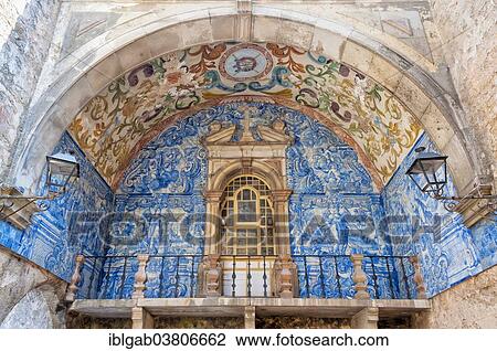 "Porta da Vila gate, azulejos or tiled images, Obidos, Leiria District, Portugal, Europe" View Large Photo Image Stock Image - "Porta da Vila gate, azulejos or tiled images, Obidos, Leiria District, Portugal, Europe". Fotosearch