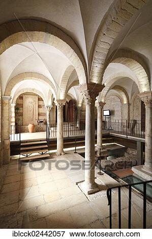 "Portico between the Duomo Santa Maria Matricolare and the Baptistery of San Giovanni in Fonte, Verona, Veneto, Italy, Europe" View Large Photo Image Stock Photo - "Portico between the Duomo Santa Maria Matricolare and the Baptistery of San Giovanni in Fonte, Verona, Veneto, Italy, Europe". Fotosearch