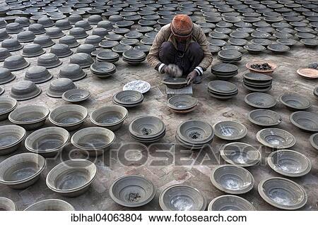 "Pottery, Bhaktapur, Nepal, Asia" View Large Photo Image Picture - "Pottery, Bhaktapur, Nepal, Asia". Fotosearch