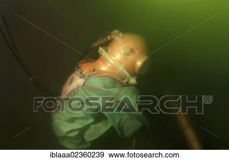 Stock Photo - "Professional diver checking pipeline, Sea of Japan, Primorsky Krai, Vladivostok, Russian Federation, Eurasia". Fotosearch