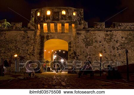 Stock Photo - "Puerta de Tierra town gate, Campeche, Campeche, Mexico, North America". Fotosearch