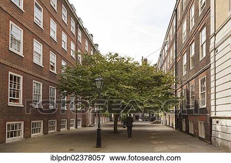 "Pump Court between the Temple Church and Middle Temple Lane, London, England, United Kingdom, Europe" View Large Photo Image Stock Photo - "Pump Court between the Temple Church and Middle Temple Lane, London, England, United Kingdom, Europe". Fotosearch