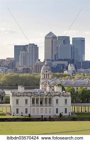 "Queen's House, Royal Naval College and Canary Wharf, Greenwich, London, London region, England, United Kingdom, Europe" View Large Photo Image Picture - "Queen's House, Royal Naval College and Canary Wharf, Greenwich, London, London region, England, United Kingdom, Europe". Fotosearch