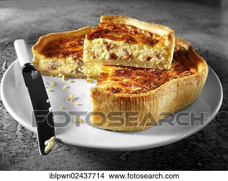 Quiche Lorraine View Large Photo Image Picture - Quiche Lorraine. Fotosearch