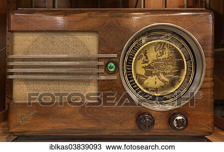 "Radio from 1939, Geographic 39W Radio Ingelen, Duisburg Radio Museum, Duisburg, North Rhine-Westphalia, Germany, Europe" View Large Photo Image Stock Image - "Radio from 1939, Geographic 39W Radio Ingelen, Duisburg Radio Museum, Duisburg, North Rhine-Westphalia, Germany, Europe". Fotosearch