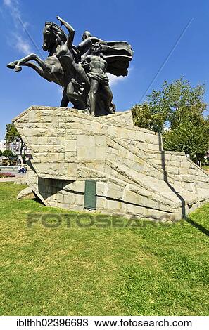 Stock Image - "Republic Square with a statue of Kemal Ataturk, Antalya, Turkey, Asia". Fotosearch