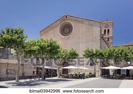 "Restaurants and street cafes in the market square, Placa Major, Church of Nostra Senyora dels Angels, Pollenca, Majorca, Balearic Islands, Spain, Europe" View Large Photo Image Stock Photograph - "Restaurants and street cafes in the market square, Placa Major, Church of Nostra Senyora dels Angels, Pollenca, Majorca, Balearic Islands, Spain, Europe". Fotosearch
