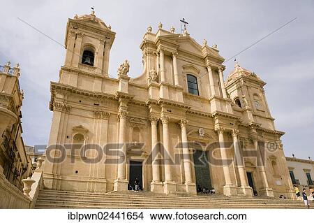Picture - "Restored Baroque church, Noto Cathedral, Noto, UNESCO World Heritage Site, Sicily, Italy, Europe". Fotosearch