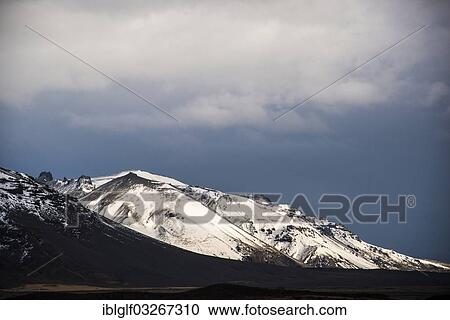 "Ridge of Vatnajoekull Glacier, Vatnajokull-Nationalpark, Southern Region, Iceland, Europe" View Large Photo Image Stock Image - "Ridge of Vatnajoekull Glacier, Vatnajokull-Nationalpark, Southern Region, Iceland, Europe". Fotosearch