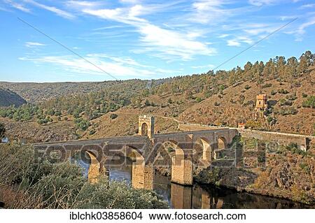 "Roman Alcantara Bridge across the Tagus River, Alcantara, Extremadura, Spain, Europe" View Large Photo Image Picture - "Roman Alcantara Bridge across the Tagus River, Alcantara, Extremadura, Spain, Europe". Fotosearch