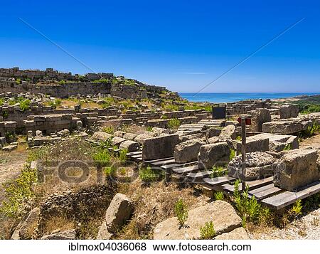 "Ruins of the Temple of Hera, Temple C and G of Zeus' wife Hera or Juno, Selinunte, Marinella, Sicily, Italy, Europe" View Large Photo Image Stock Photo - "Ruins of the Temple of Hera, Temple C and G of Zeus' wife Hera or Juno, Selinunte, Marinella, Sicily, Italy, Europe". Fotosearch