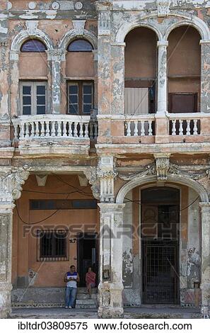 "Run down facade, Old Havana, Havana, Cuba, North America" View Large Photo Image Stock Photography - "Run down facade, Old Havana, Havana, Cuba, North America". Fotosearch