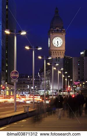 "Rush hour traffic at Gare de Lyon railway station, Paris, Ile-de-France region, France, Europe" View Large Photo Image Stock Image - "Rush hour traffic at Gare de Lyon railway station, Paris, Ile-de-France region, France, Europe". Fotosearch