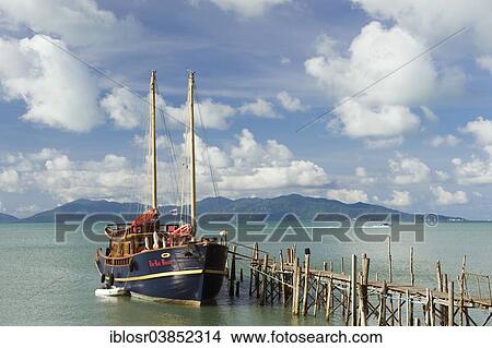 "Sailing boat at a jetty, Bo Phut Beach, Ko Samui, Thailand, Asia" View Large Photo Image Picture - "Sailing boat at a jetty, Bo Phut Beach, Ko Samui, Thailand, Asia". Fotosearch