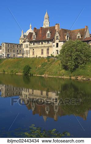 "Saint Front Cathedral, World Heritage Site of the Routes of Santiago de Compostela in France, Isle River, Perigueux, Perigord Blanc, Dordogne, Aquitaine, France, Europe" View Large Photo Image Picture - "Saint Front Cathedral, World Heritage Site of the Routes of Santiago de Compostela in France, Isle River, Perigueux, Perigord Blanc, Dordogne, Aquitaine, France, Europe". Fotosearch