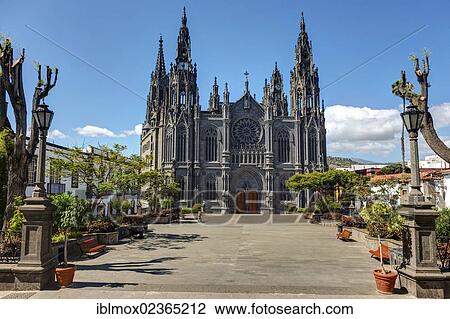 Stock Image - "San Juan Bautista church, Arucas, Gran Canaria, Canary Islands, Spain, Europe, PublicGround, Europe". Fotosearch