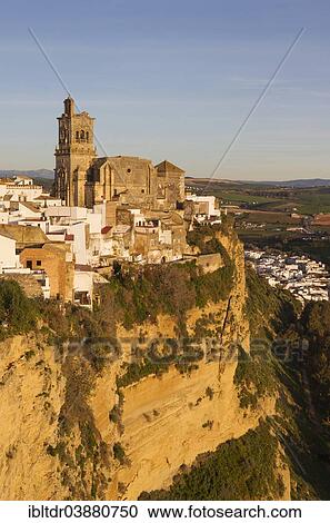 "San Pedro church on a limestone crack, historic district, White Town of Arcos de la Fronter, Cadiz province, Andalusia, Spain, Europe" View Large Photo Image Stock Image - "San Pedro church on a limestone crack, historic district, White Town of Arcos de la Fronter, Cadiz province, Andalusia, Spain, Europe". Fotosearch