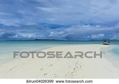 "Sand strip at low tide, Rock Islands, Palau, Oceania" View Large Photo Image Stock Photo - "Sand strip at low tide, Rock Islands, Palau, Oceania". Fotosearch