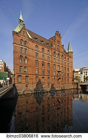 "Sandthorquaihof in the morning light, a former office building of the HLFG, in front Kleines Fleet canal, Speicherstadt historic warehouse district, Hamburg, Germany, Europe" View Large Photo Image Stock Photograph - "Sandthorquaihof in the morning light, a former office building of the HLFG, in front Kleines Fleet canal, Speicherstadt historic warehouse district, Hamburg, Germany, Europe". Fotosearch