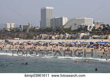 Stock Image - "Santa Monica Beach, Santa Monica, Kalifornien, USA". Fotosearch
