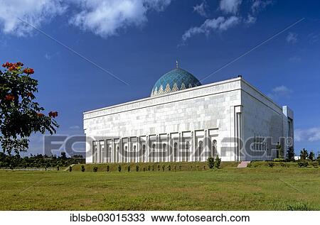 "Sarawak State Mosque, Kuching, Sarawak, Borneo, Malaysia, Asia" View Large Photo Image Stock Image - "Sarawak State Mosque, Kuching, Sarawak, Borneo, Malaysia, Asia". Fotosearch