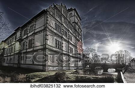 "Schloss Brake castle, Weserrenaissance Museum, moated castle, Lemgo, North Rhine-Westphalia, Germany, Europe" View Large Photo Image Stock Image - "Schloss Brake castle, Weserrenaissance Museum, moated castle, Lemgo, North Rhine-Westphalia, Germany, Europe". Fotosearch