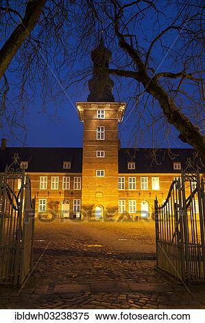"Schloss Husum Castle or Castle outside Husum, at dusk, Husum, North Frisia, Schleswig-Holstein, Germany, Europe" View Large Photo Image Stock Photography - "Schloss Husum Castle or Castle outside Husum, at dusk, Husum, North Frisia, Schleswig-Holstein, Germany, Europe". Fotosearch