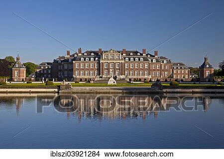 "Schloss Nordkirchen Palace, a Baroque moated palace, Nordkirchen, Westmunsterland, Munsterland, North Rhine-Westphalia, Germany, Europe" View Large Photo Image Picture - "Schloss Nordkirchen Palace, a Baroque moated palace, Nordkirchen, Westmunsterland, Munsterland, North Rhine-Westphalia, Germany, Europe". Fotosearch