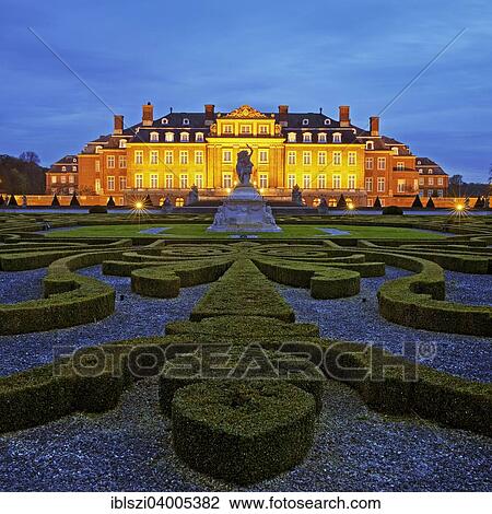 "Schloss Nordkirchen palace with castle gardens, Nordkirchen, Munsterland, North Rhine-Westphalia, Germany, Europe" View Large Photo Image Stock Image - "Schloss Nordkirchen palace with castle gardens, Nordkirchen, Munsterland, North Rhine-Westphalia, Germany, Europe". Fotosearch
