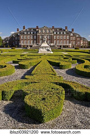 "Schloss Nordkirchen Palace with Schlosspark or Palace Gardens, Nordkirchen, Westmunsterland, Munsterland, North Rhine-Westphalia, Germany, Europe" View Large Photo Image Stock Image - "Schloss Nordkirchen Palace with Schlosspark or Palace Gardens, Nordkirchen, Westmunsterland, Munsterland, North Rhine-Westphalia, Germany, Europe". Fotosearch
