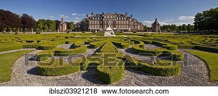 "Schloss Nordkirchen Palace with Schlosspark or Palace Gardens, Nordkirchen, Westmunsterland, Munsterland, North Rhine-Westphalia, Germany, Europe" View Large Photo Image Stock Photo - "Schloss Nordkirchen Palace with Schlosspark or Palace Gardens, Nordkirchen, Westmunsterland, Munsterland, North Rhine-Westphalia, Germany, Europe". Fotosearch