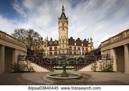 "Schwerin Castle, Schwerin, Mecklenburg-Western Pomerania, Germany, Europe" View Large Photo Image Stock Photography - "Schwerin Castle, Schwerin, Mecklenburg-Western Pomerania, Germany, Europe". Fotosearch