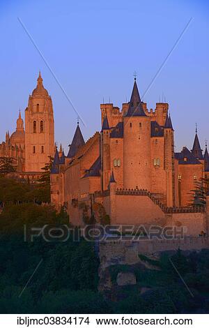 "Segovia Cathedral and Alcazar fortress, at sunset, Segovia, Castile and Leon, Spain, Europe" View Large Photo Image Picture - "Segovia Cathedral and Alcazar fortress, at sunset, Segovia, Castile and Leon, Spain, Europe". Fotosearch