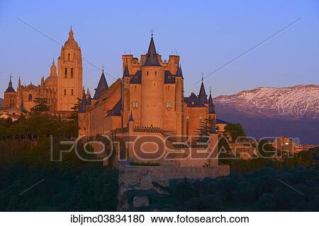 "Segovia Cathedral and Alcazar fortress, at sunset, Segovia, Castile and Leon, Spain, Europe" View Large Photo Image Stock Image - "Segovia Cathedral and Alcazar fortress, at sunset, Segovia, Castile and Leon, Spain, Europe". Fotosearch