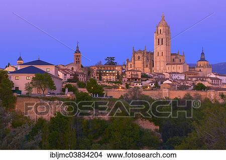 "Segovia Cathedral, at sunset, Segovia, Castile and Leon, Spain, Europe" View Large Photo Image Picture - "Segovia Cathedral, at sunset, Segovia, Castile and Leon, Spain, Europe". Fotosearch