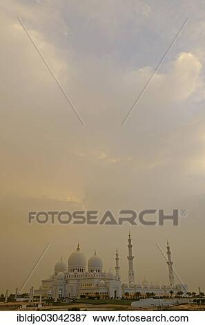 "Sheikh Zayed Grand Mosque, in the morning, Abu Dhabi, Emirate of Abu Dhabi, United Arab Emirates, Asia" View Large Photo Image Stock Photo - "Sheikh Zayed Grand Mosque, in the morning, Abu Dhabi, Emirate of Abu Dhabi, United Arab Emirates, Asia". Fotosearch